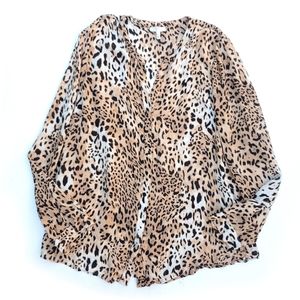 EUC Joie Silk snow Leopard Print Long Sleeve Button Up Top